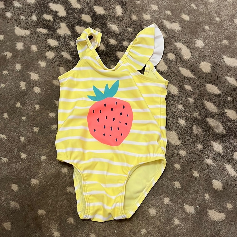 Gap baby Girls bathing suit size 6-12 months